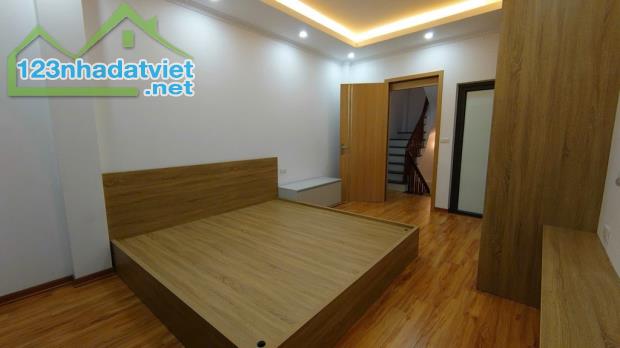 Nhà An Dương Vương, 32m2 x 5 tầng , Giá 5,75 Tỷ, Ô Tô - 4