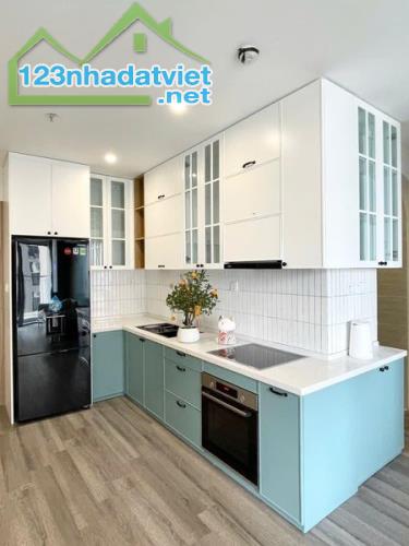 3,4 tỷ căn sẵn sổ hông lâu dài 2N 60m2 full nội thất xin, thang máy cực êm và nhanh