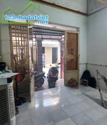 Bán nhà giá đầu tư 53m2, hẻm 3m, GẦN GÒ Ô MÔI, KHU HIỆN HỮU, Đường Huỳnh Tấn Phát,Quận 7 - 1