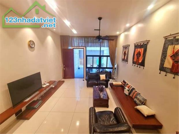 Bán Nhà Riêng Võ Chí Công – Ô Tô Tránh – Thang Máy – Kinh Doanh –Văn Phòng– 72m² – 7 Tầng