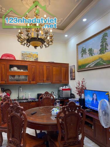 BÁN NHÀ PHÂN LÔ PHỐ VĂN CAO – 43M2 – MẶT TIỀN 8M – Ô TÔ ĐỖ CỬA – KHU VIP BA ĐÌNH - 2