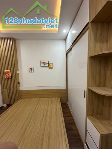 BÁN NHÀ GIÁP BÁT, 10M RA PHỐ,NHỎ XINH FULL NỘI THẤT, SỔ VUÔNG VẮN - 2