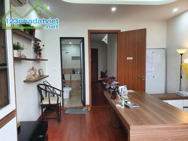 NHÀ BÁT KHỐI ,TT AEON ,ĐẦU CẦU VĨNH TUY,MẶT PHỐ KINH DOANH,63m2, Gía 12 tỷ - 1