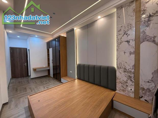 Bán nhà Thịnh Quang, Đống Đa, 30m2x4t, gần phố, gần ô tô, nhà đẹp ở ngay. - 4