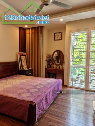 Bán Nhà Mặt Phố Van Phúc Liễu Giai Ba Đình Vỉa Rộng Ô Tô Kinh Doanh Giá 34.4 tỷ