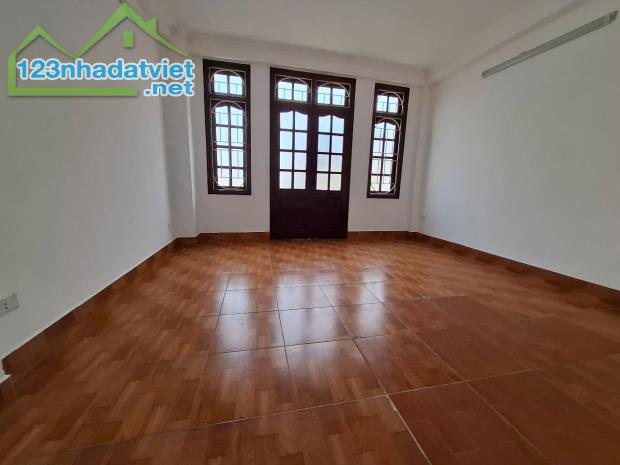Bán nhà Kim Giang Dân xây 4 tầng 3 ngủ tiện ích bạt ngàn nhà đẹp ở luôn giá 5.2 tỷ - 2