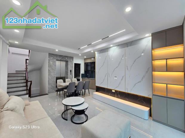 NHÀ ĐẸP, NGÕ 77 XUÂN LA, TÂY HỒ- THANG MÁY- GẦN PHỐ: 36M X5T, MT 6M, GIÁ 8,8 TỶ. - 1