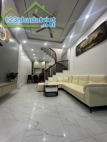 BÁN NHÀ ĐẸP DƯƠNG NỘI – 45m² – 4 TẦNG – Ở LUÔN – TẶNG FULL NỘI THẤT – GIÁ 6 TỶ