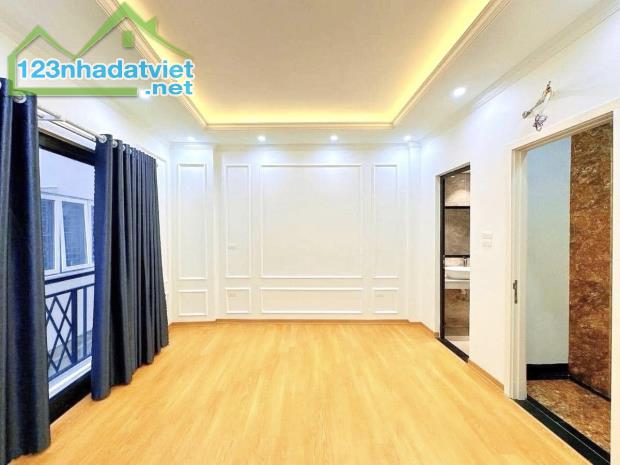 BÁN NHÀ ĐƯỜNG ĐÔNG NGẠC TỪ LIÊM 40M2, 6 TẦNG THANG MÁY MT6M GIÁ 5.5 TỶ CTL - 1