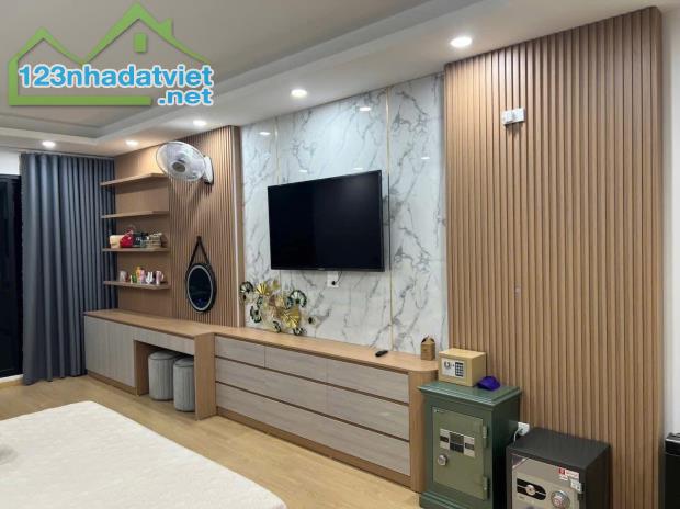SIÊU PHẨM KIM GIANG – 10M RA PHỐ - KINH DOANH ONLINE – NGÕ NÔNG  -Diện Tích: 45m2 NHỈNH 8 - 2