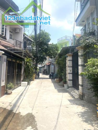BÁN NHÀ 3 TẦNG, 97M2, NGÕ ĐƯỜNG 11, CÁT LÁI, QUẬN 2 - GIÁ CHỈ 3.5 TỶ - SỔ HỒNG CHÍNH CHỦ