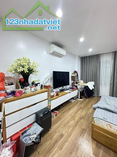 BÁN NHÀ MỚI 5 TẦNG HOÀNG MAI, MẶT NGÕ Ô TÔ THÔNG RỘNG, SÁT CHỢ KINH DOANH, GẦN KĐT ĐỀN LỪ. - 1