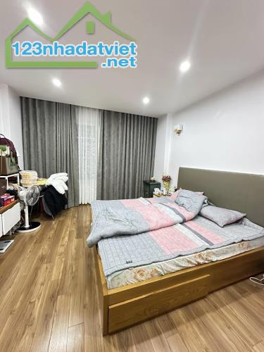 BÁN NHÀ MỚI 5 TẦNG HOÀNG MAI, MẶT NGÕ Ô TÔ THÔNG RỘNG, SÁT CHỢ KINH DOANH, GẦN KĐT ĐỀN LỪ. - 2
