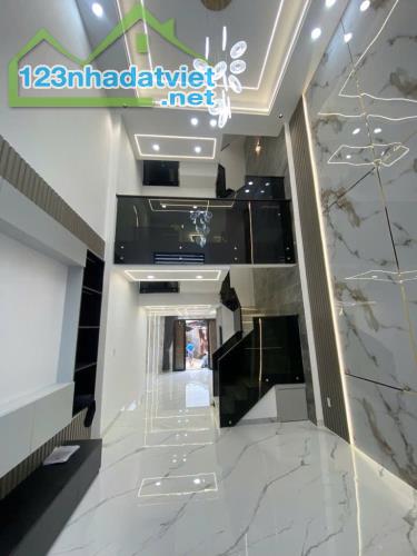 🌺🌺 HẺM XE TẢI 8M TỚI NHÀ - SÁT MẶT TIỀN - GIÁP TÂN PHÚ - GẦN AOEN MALL - 5 TẦNG - 62M2