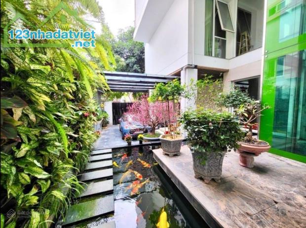 Bán nhà Trích Sài nhà đẹp như biệt thự, ngõ 3m, cực gần hồ Tây, 100m 4T 13.x tỷ