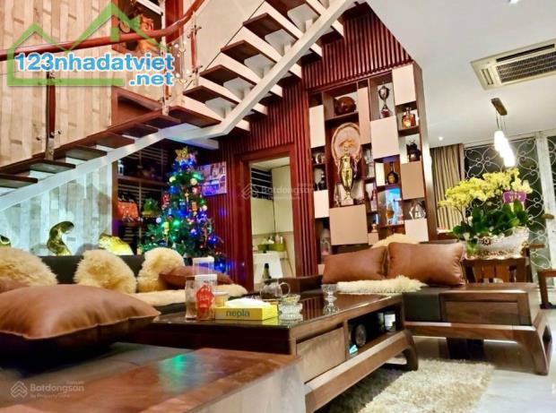 Bán nhà Trích Sài nhà đẹp như biệt thự, ngõ 3m, cực gần hồ Tây, 100m 4T 13.x tỷ - 2