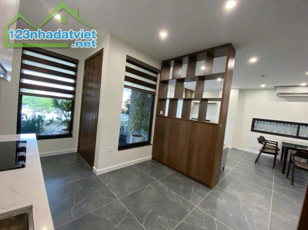 TÒA NHÀ CĂN HỘ MẶT PHỐ NGHI TÀM - VIEW TẦNG CAO BAO TRỌN HỒ TÂY. - 1