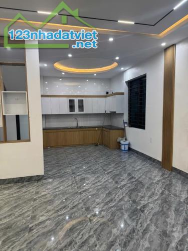 Bán Nhà 3 Tầng Ô Góc Khu Làng Công An,P.Hà Khánh. DT:55m2,MT:6.1m !!! - 3