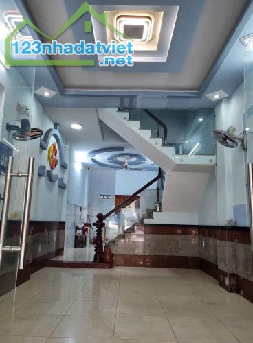 Nhà 4 tấm (4x18) Mặt Tiền Huỳnh Thị Hai, Tân Chánh Hiệp, Q12 Giá Bán 8.2 Tỷ - 1