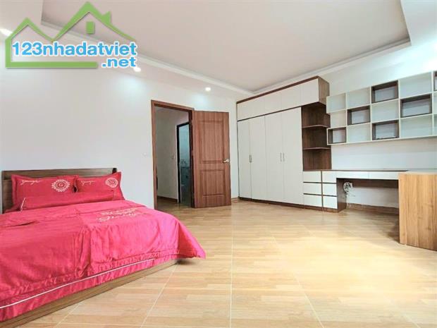 Chị gái bán nhà đẹp Xuân Phương, lô góc, full nội thất xịn ở ngay. - 2