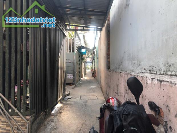 Bán nhà Hẻm, 789/ Trường Chinh, Tân Phú, 138m2, Giá chỉ 10 tỷ. - 2