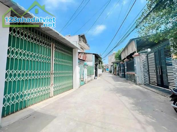 💥 Ngay lúc này bán gấp căn nhà cấp 4 chồng tiền 700Triệu công chứng ngay 💥 - 1