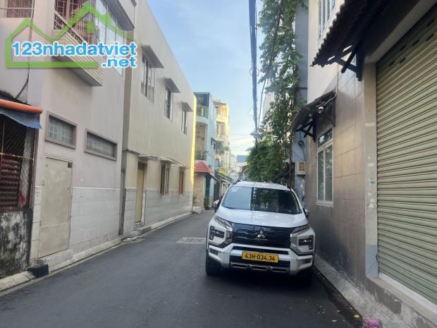 Bán gấp nhà hẻm xe hơi tránh 5 tầng, khu VIP Thoại Ngọc Hầu, đang có dòng tiền, chỉ 5.X tỷ