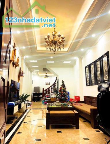 Chủ gửi Bán GẤP! Nhà 4 tầng đẹp long lanh phố Sài Đồng, lô góc sáng thoáng, 45m, nhỉnh 6tỷ - 1