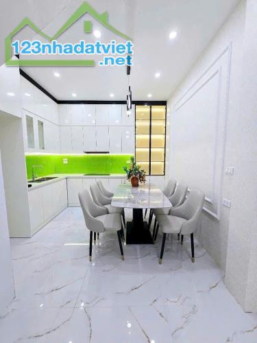 Bán nhà Kim Giang, Hoàng Mai 50m2, 4 tầng, giá 11.5 tỷ - 2