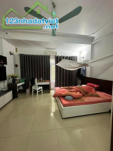 BÁN NHÀ PHỐ LẠC LONG QUÂN, TÂY HỒ, ĐẦU TƯ, KINH DOANH, ô  DT 257M2* 4 TẦNG* GIÁ 40.5 TỶ - 4