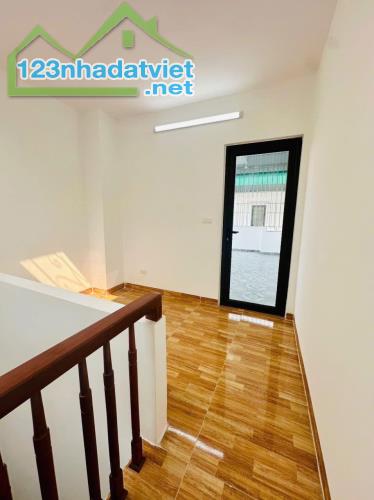 🚗 PHÚC LỢI – 30M², 5 TẦNG, Ô TÔ ĐỖ CỬA, TIỆN ÍCH ĐỈNH – 4,45 TỶ! - 5