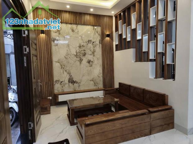 CHÍNH CHỦ BÁN GẤP NHÀ 51/69M2, 4T, MT5.8M, NAM TỪ LIÊM.