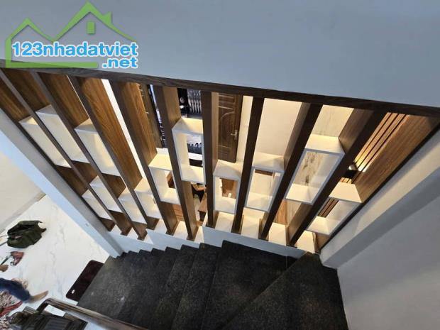 CHÍNH CHỦ BÁN GẤP NHÀ 51/69M2, 4T, MT5.8M, NAM TỪ LIÊM. - 1