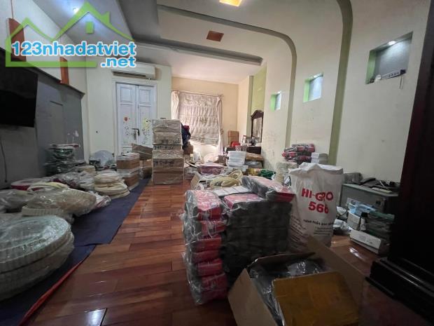 Trung Kính To - Cực đẹp 81m2 - MT 5.1m - Phân lô ô tô tránh - Nhỉnh 30 tỷ. - 2