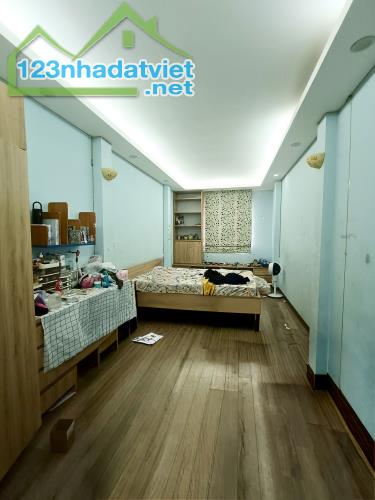 Bán Nhà Phạm Ngọc Thạch. Đống Đa 2 Mặt Ngõ. Ô Tô . Vỉa Hè. DT 40m2. 6 Tầng. Giá 8,98 Tỷ. - 1
