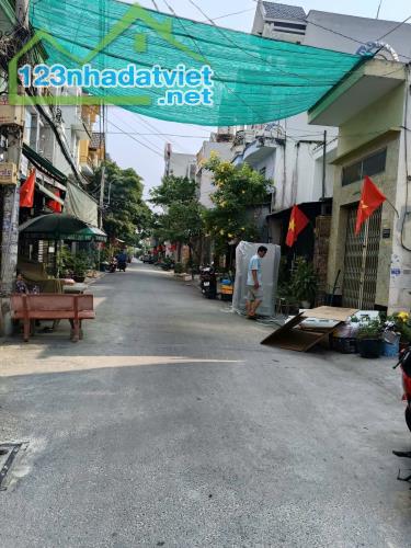 NHÀ HẺM 243 MÃ LÒ GẦN BỆNH VIỆN BÌNH TÂN - HẺM XE TẢI - 5 TẦNG CÓ THANG MÁY - GIÁ CHỈ 8TỶ3 - 5