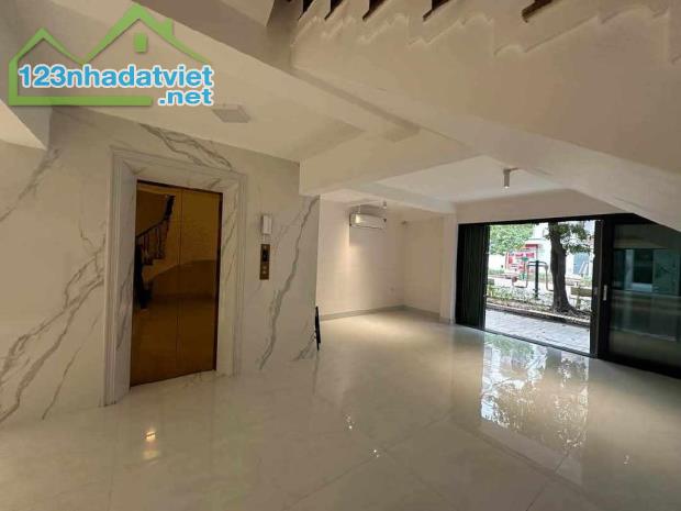 SIÊU HIẾM BÁN NHÀ VƯỜN HOÀNG NGÂN 130M2 - 6 TẦNG THANG MÁY - MẶT TIỀN 7M - PHÂN LÔ 70 TỶ