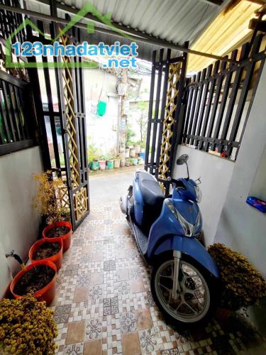 HẺM RỘNG MỄ CỐC P15 Q8 40m2 NHÀ ĐẸP Ở NGAY - 1