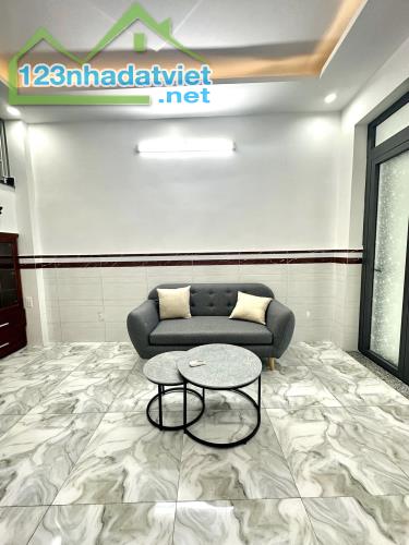 Chỉ 4.95 TỶ TL! 71M², 2 Tầng /3pn, HẺM Ô TÔ, Quang Trung Gò Vấp! - 2