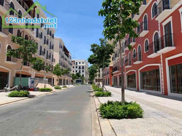 Bán nhà mặt phố Phú Quốc, An Thới, 120m², 8 tỷ, 5 tầng, 14PN full thổ cư đất ở đô thị
