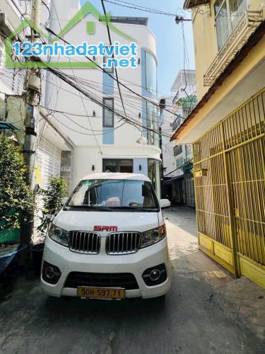 ***Chỉ 6.8Tỷ TL, Nhà Mới Đẹp 4Tầng HXH  Full Nội Thất Ngay Trần Bình Trọng-Cao Đạt Q5 - 4