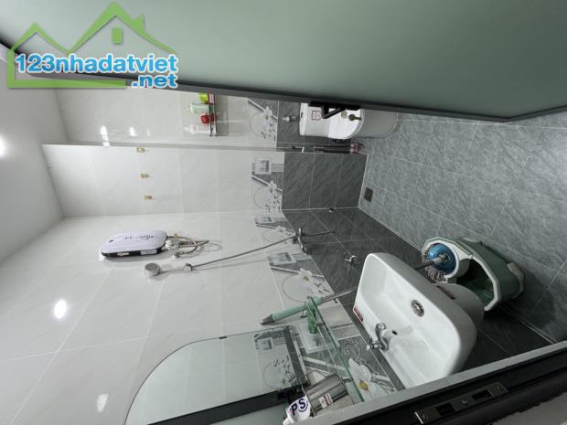 Nhà bán Hậu Giang. phường 11 .quận 6 . Chợ Lớn . DT 3,5x16 x4 tầng nhà mới vào ở ngay - 1