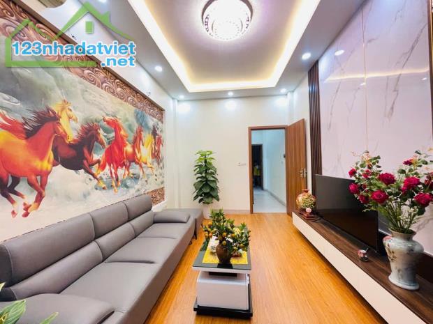 🔥 B.Á.N NHÀ BẠCH MAI – 50M2 – NGÕ Ô TÔ  – SỔ ĐỎ NỞ HẬU – GIÁ CHỈ 7.95 TỶ! 🔥