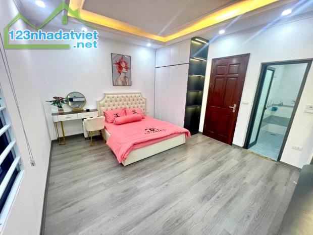 Giá Nào Cũng Bán- Nhà ngõ 28 Xuân La- Lạc Long Quân- Tây Hồ-7 Tầng Thang Máy- Ở Ngay- 9 Tỷ - 2