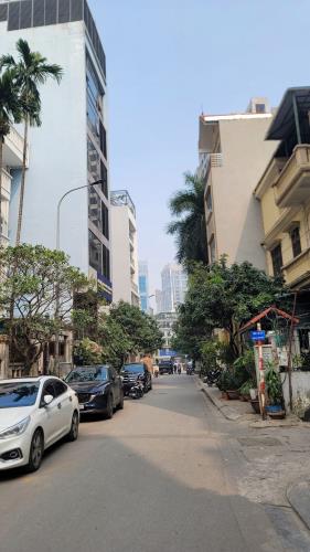 Bán Siêu phẩm nhà Đẹp Lạc Long Quân - 90m2 x 4T x MT 6m - Phân lô Gara Oto - Hướng DN