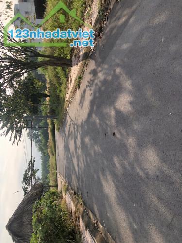 Bán đất mặt tiền kinh doanh 1,55 tỷ 180m2 - 1