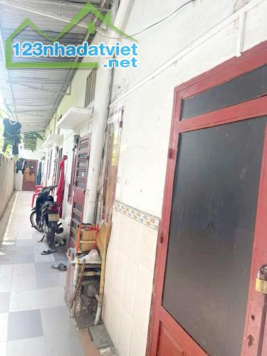 BÁN NHÀ 240M2 HẺM XE HƠI NGUYỄN VĂN QUÁ QUẬN 12 THU NHẬP 22TR/THÁNG  CHỈ 9 TỶ TL - 2