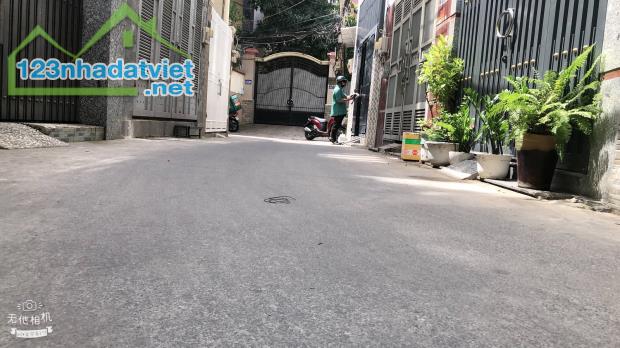 Nhà bán Cách Mạng Tháng Tám DT 48m2 gần công viên Lê Thị Riêng khu sầm uất, chỉ 14.6 tỷ