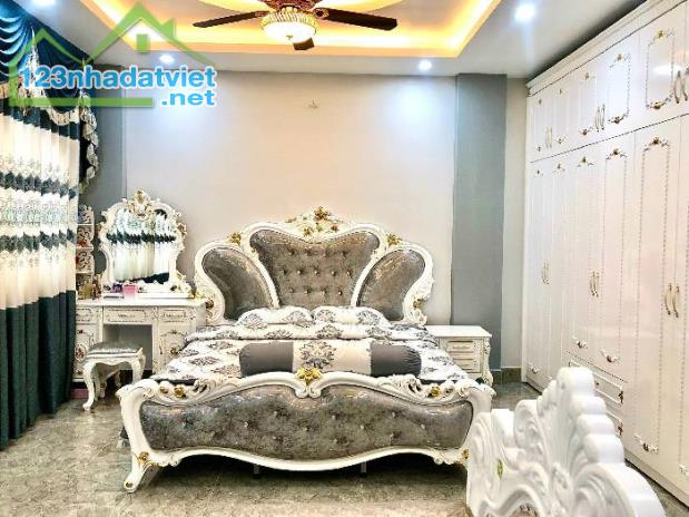 NHÀ BÁN HXH 6 M Đ: HUỲNH TẤN PHÁT KẾ PMH. QUẬN 7. DT:82.2M2. 5 TẦNG. 6 PN. CHỈ 10.5 TỶ. - 3
