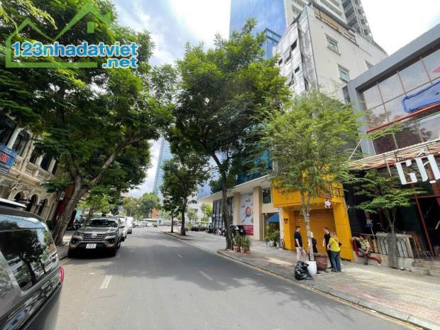 CHO THUÊ MẶT BẰNG 74 76 NAM KỲ KHỞI NGHĨA, PHƯỜNG NGUYỄN THÁI BÌNH, QUẬN 1